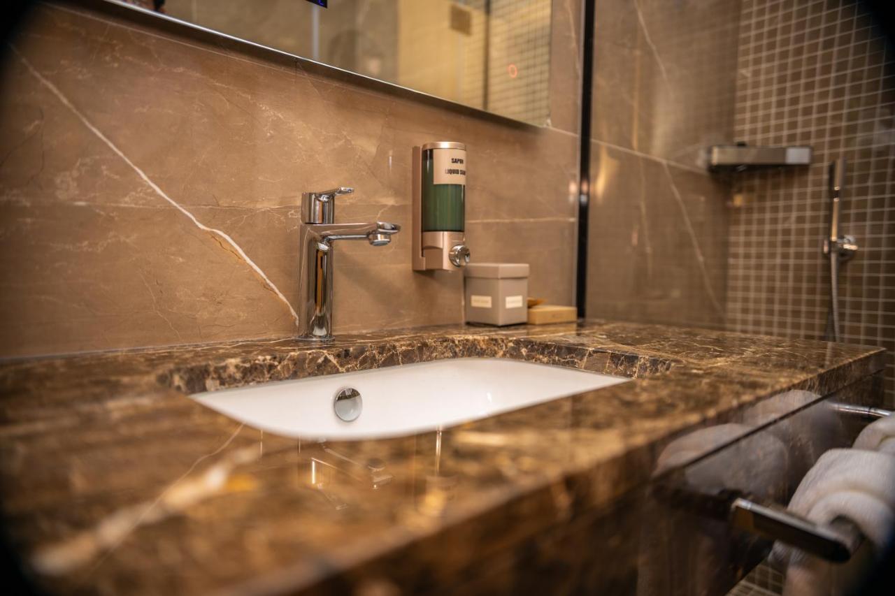 Hotel Golden Palace Shkodër 외부 사진